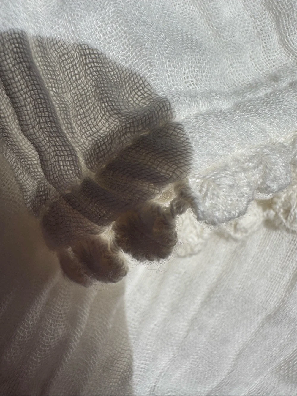 Abercrombie & Fitch White Lightweight Textured beach coverup